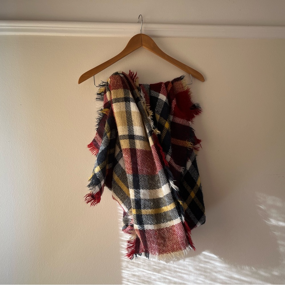 (Free) Plaid Blanket Scarf